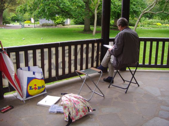 OLYMPUS DIGITAL CAMERA